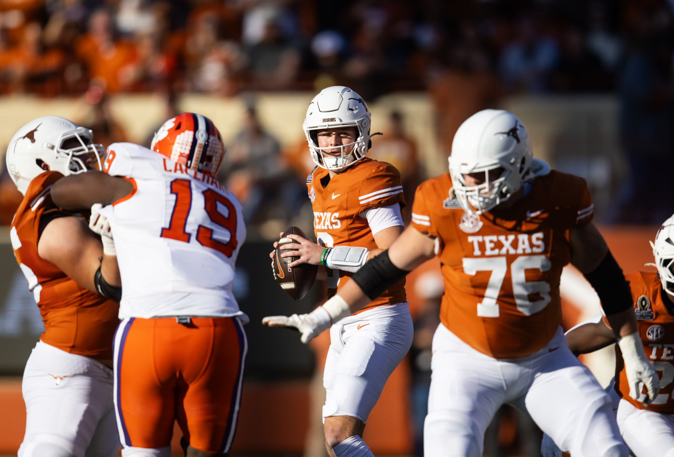 Texas Longhorns quarterback Quinn Ewers (3) against Clemson