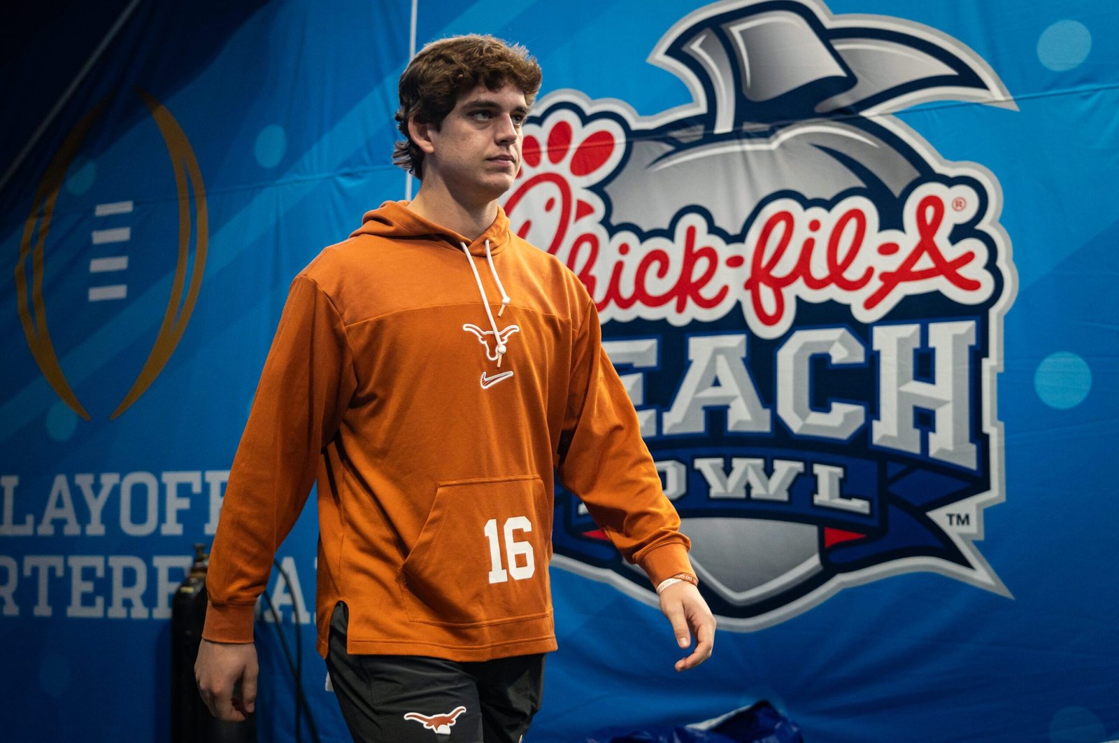 Texas QB Arch Manning