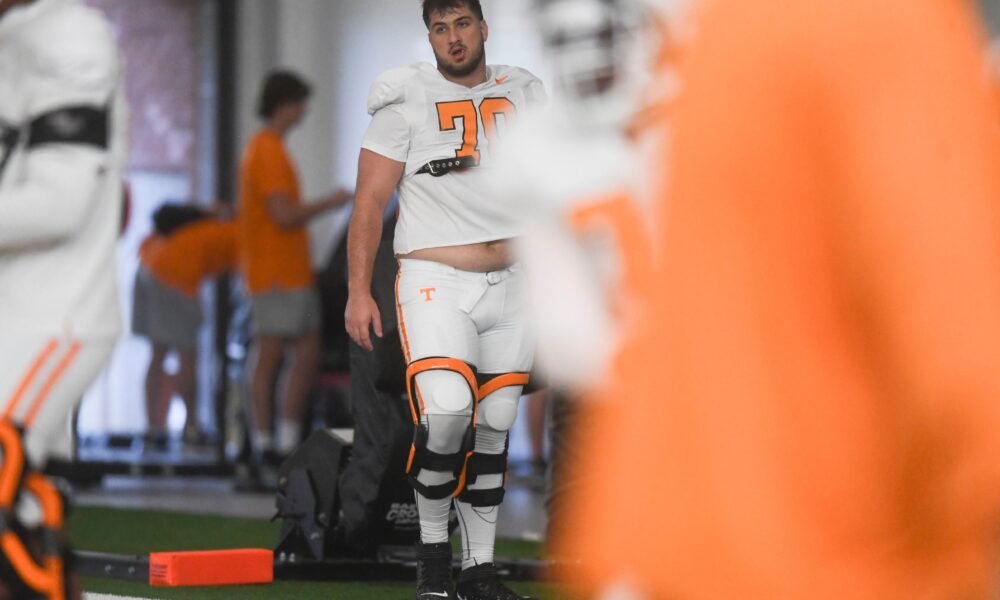 Former Tennessee Volunteers offensive lineman Andrej Karic