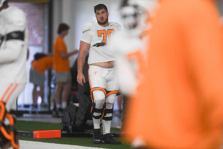 Former Tennessee Volunteers offensive lineman Andrej Karic